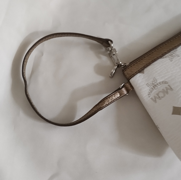 Authentic MCM Vicetos Small Pouch - Picture 4 of 5